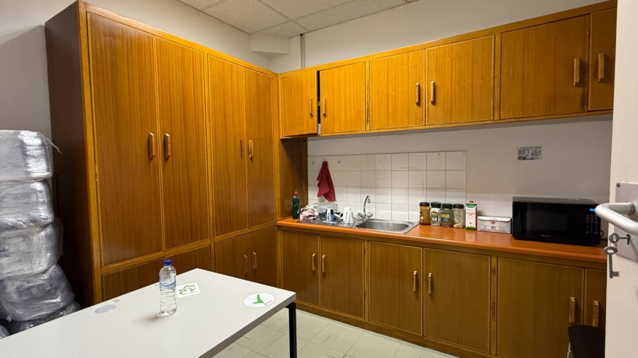 To Let commercial Property for Rent in Foreshore Western Cape